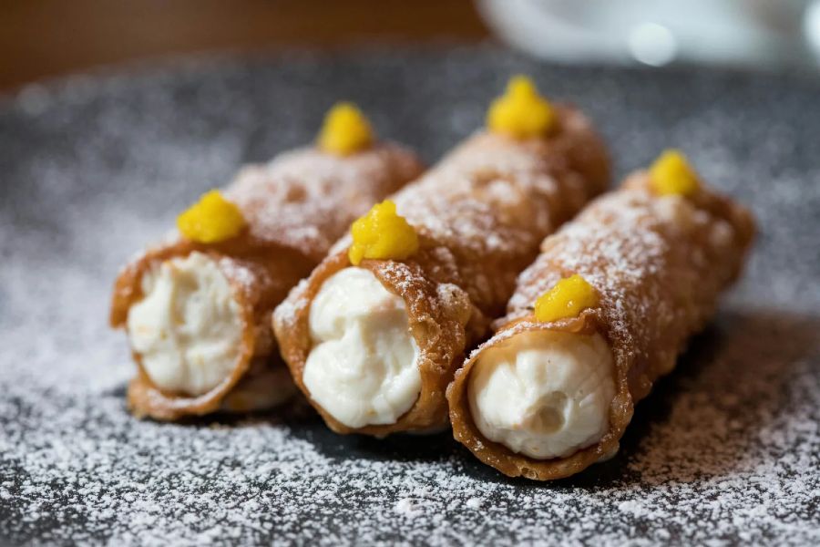 Eredeti szicíliai cannoli recept – 16 variáció, amit érdemes kipróbálni!